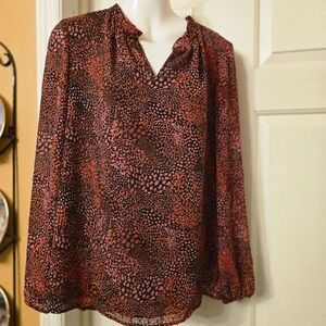 Adrienne Vittadini Red and Black Abstract Blouse Size Medium. Great Condition.